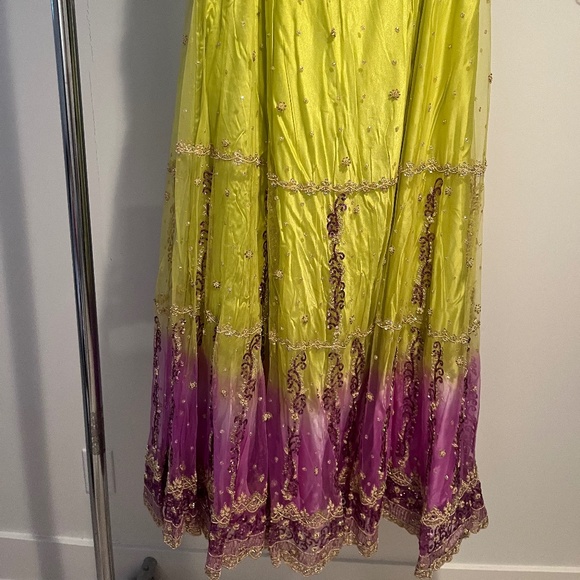 Women’s Wedding Indian 2 Piece Lime Green & Purple Skirt w Matching Wrap - Picture 7 of 12
